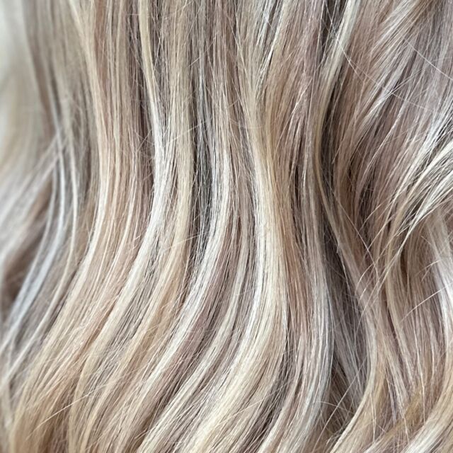 Babylights beige blonde 🤍By Eva
