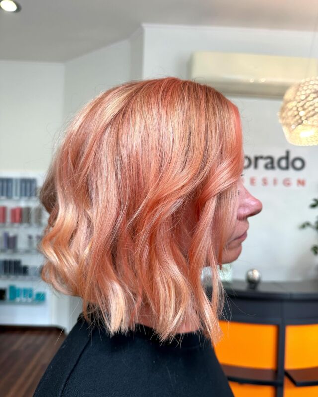 Der Frühling wäre somit eingeläutet. 🍑😊Peachhair von Davina #peachhair #haircolorist #colorartist #colorhair #hairartist #hairart #hairtransformation #haircolor #hairlove